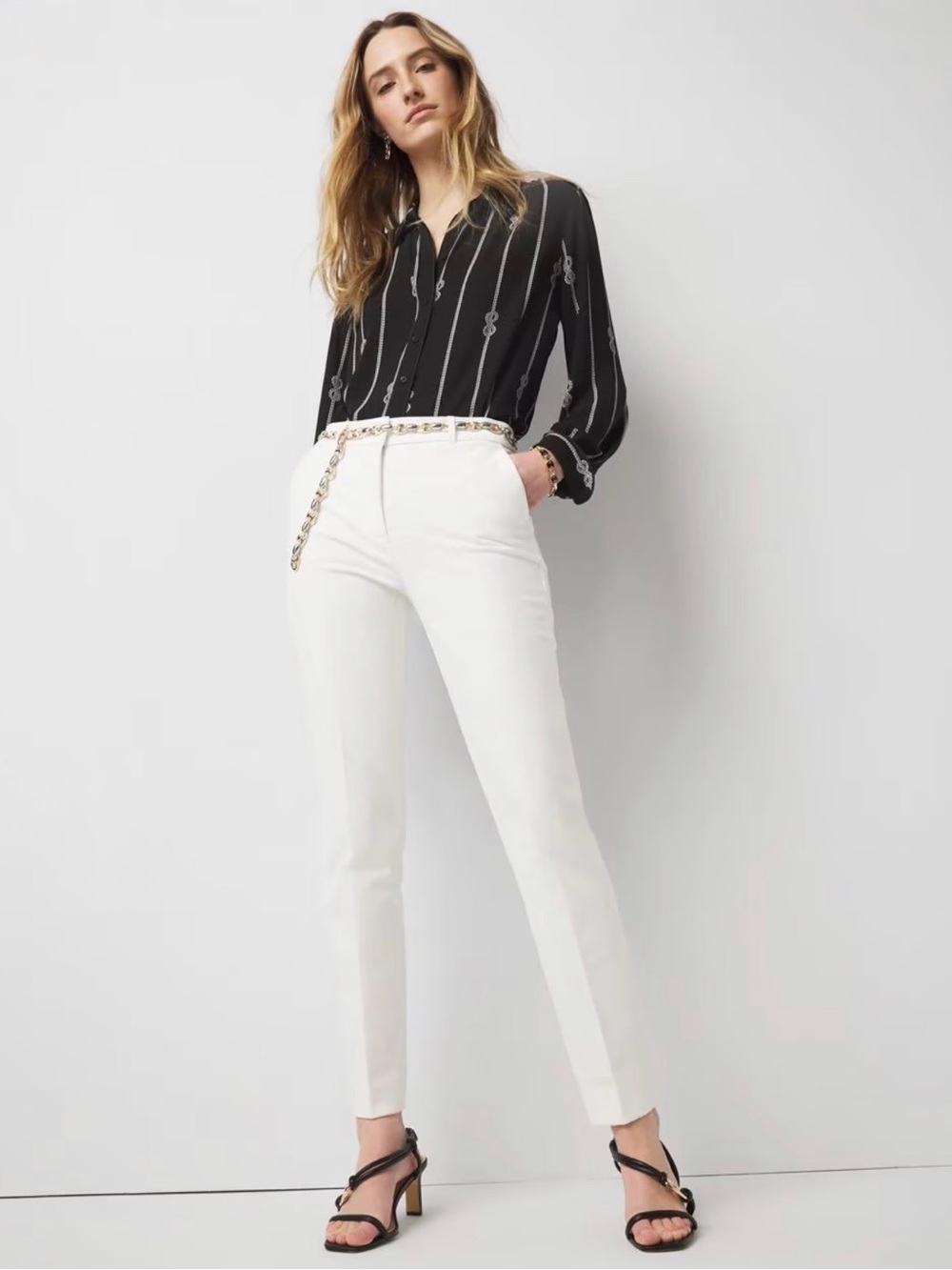White House Black Market Comfort Stretch Curvy Slim Pants Ecru Soft White Size 6